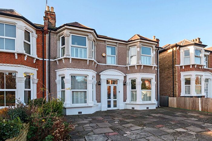 4 Bedroom End Terrace House For Sale In Wellmeadow Road, London, SE6