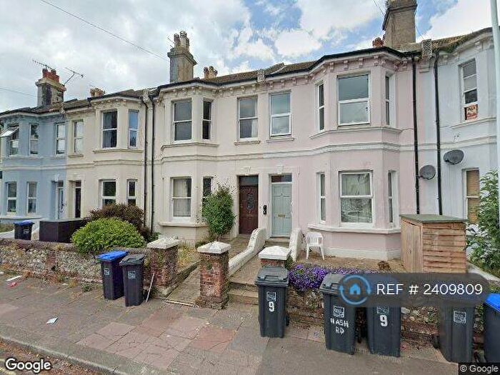 1 Bedroom Flat To Rent In Ashdown Road, Worthing, BN11