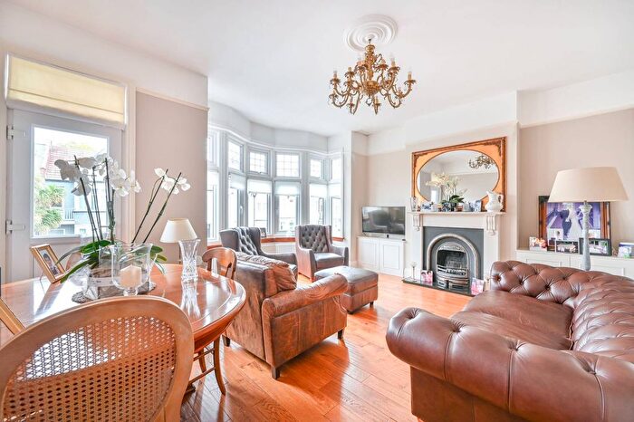 6 Bedroom Terraced House For Sale In Hanover Road, Kensal Green, London, NW10