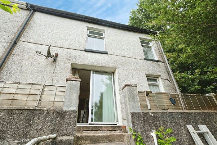 3 Bedroom End Of Terrace House For Sale In Woodville Place, Ebbw Vale, NP23
