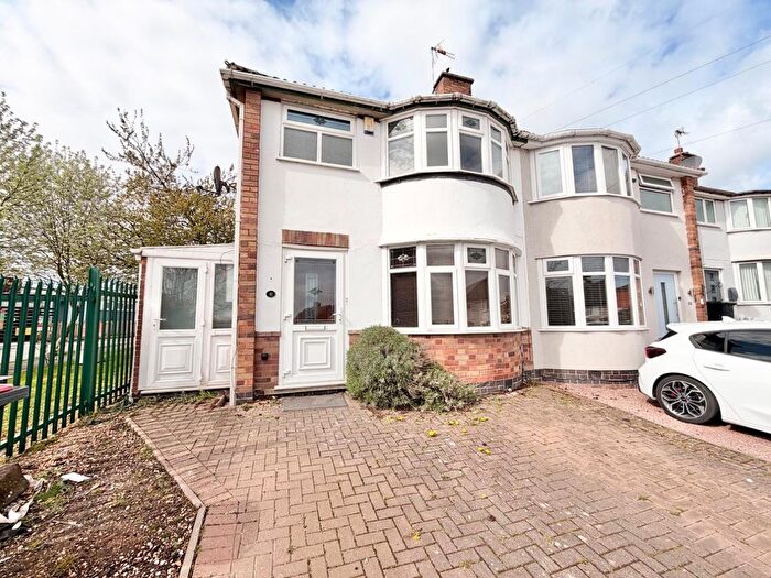 3 Bedroom Semi Detached House To Rent In Norton Road, Coleshill, B46