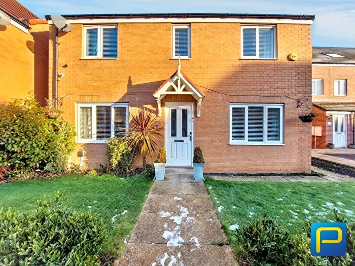 4 Bedroom Detached House For Sale In Warkworth Way, Amble, Northumberland, NE65