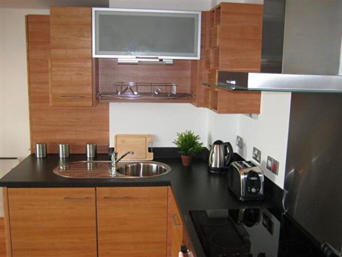 1 Bedroom Flat To Rent In The Boulevard, Leeds, LS10