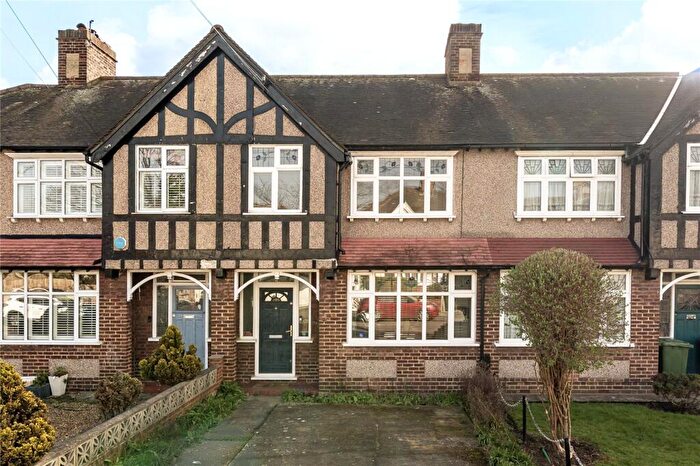 3 Bedroom Terraced House For Sale In Milborough Crescent, London, SE12