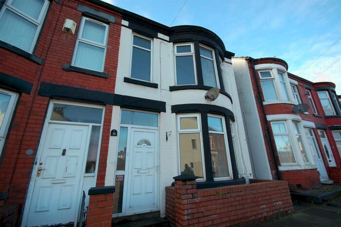2 Bedroom Semi-Detached House To Rent In Norwood Road, CH44