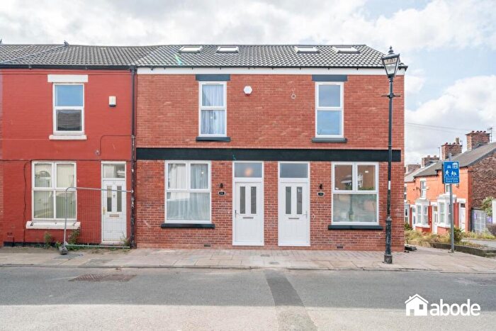 3 Bedroom End Of Terrace House For Sale In Cockburn Street, Toxteth, Liverpool, L8