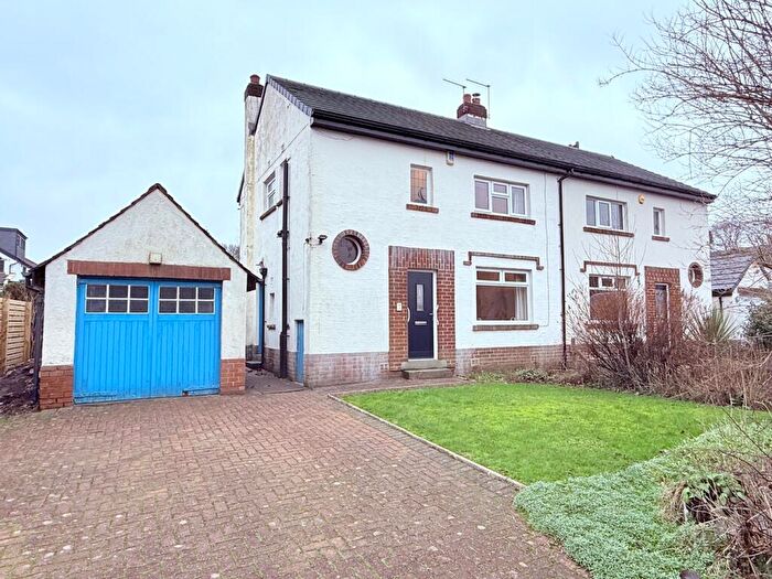 3 Bedroom Semi-Detached House For Sale In Victoria Avenue, Shipley, BD18