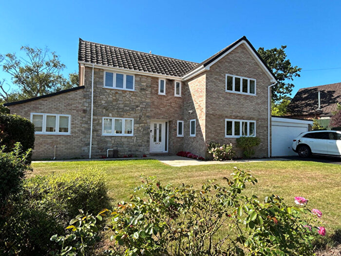 5 Bedroom Detached House For Sale In West Way, Broadstone, Dorset, BH18