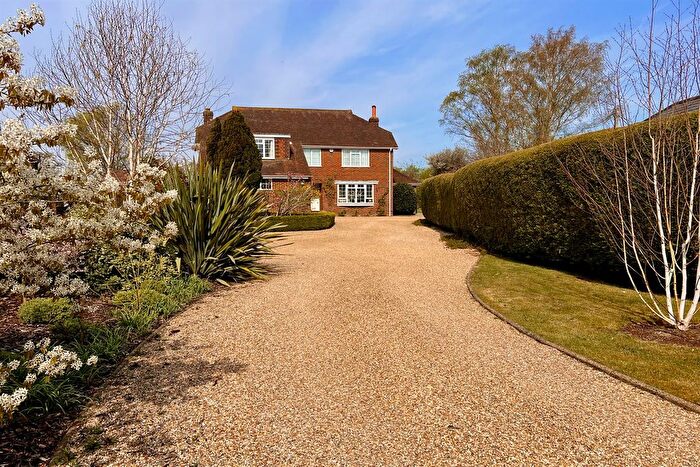 4 Bedroom Detached House For Sale In Duncton, Petworth, West Sussex, GU28