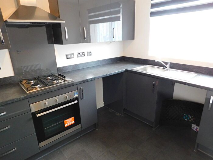 3 Bedroom Town House To Rent In Noble Close, Gunthorpe, Peterborough, PE4