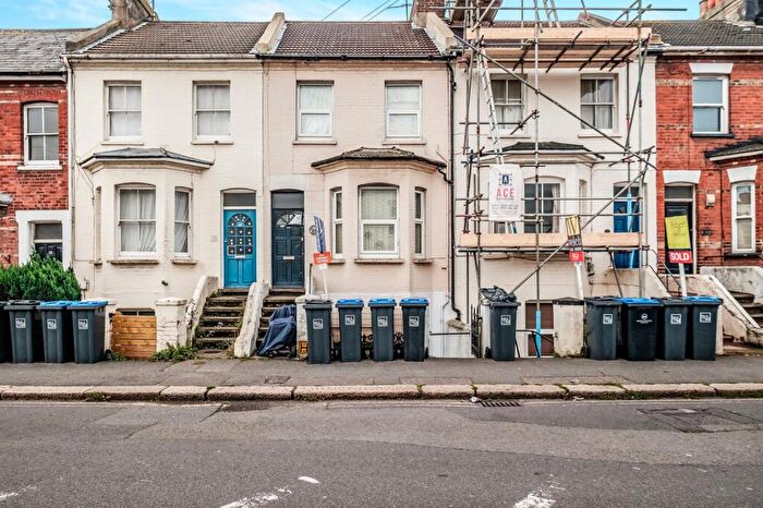 1 Bedroom Flat To Rent In Newland Road, BN11