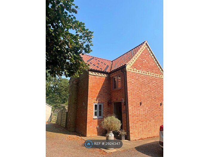 2 Bedroom Detached House To Rent In Church Road, Norwich, NR14