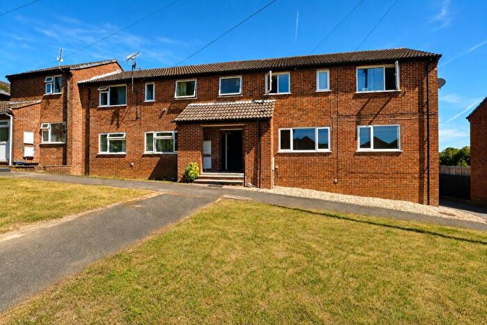 2 Bedroom Apartment For Sale In Otter Way, Barnstaple, Devon, EX32