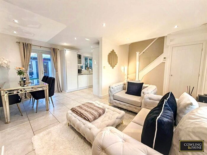 2 Bedroom End Of Terrace House For Sale In Pound Lane Central, Steeple View, Laindon, SS15