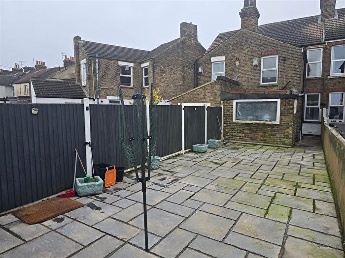 2 Bedroom Property To Rent In Wellesley Road, Sheerness, ME12