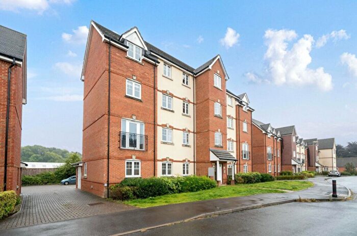 2 Bedroom Flat To Rent In Garstons Way, Holybourne, Alton, Hampshire, GU34