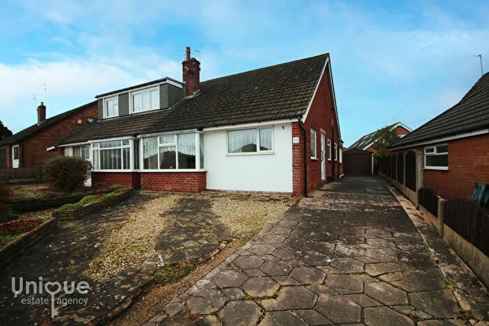 2 Bedroom Bungalow For Sale In Lambs Road, Thornton-Cleveleys, FY5