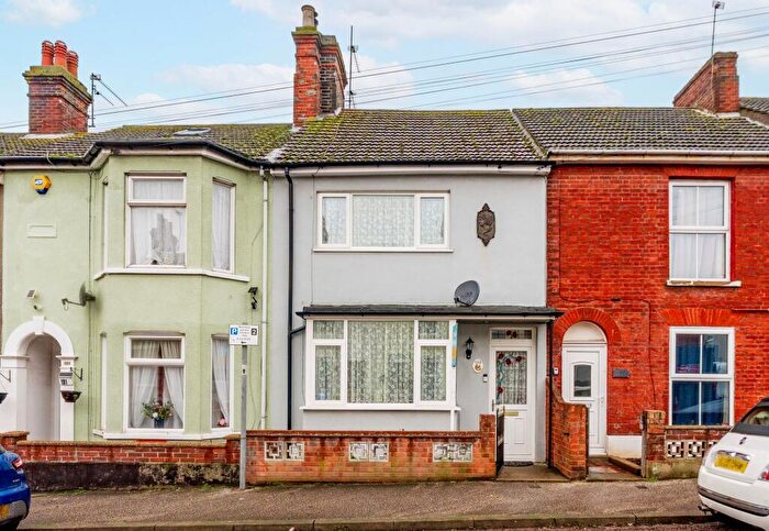 3 Bedroom Terraced House For Sale In Raglan Street, Lowestoft, NR32