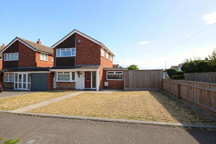 3 Bedroom Detached House For Sale In Rangeways Road, High Acres, Kingswinford, DY6
