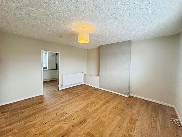 3 Bedroom Flat For Sale In Greenwood Quadrant, Clydebank, G81