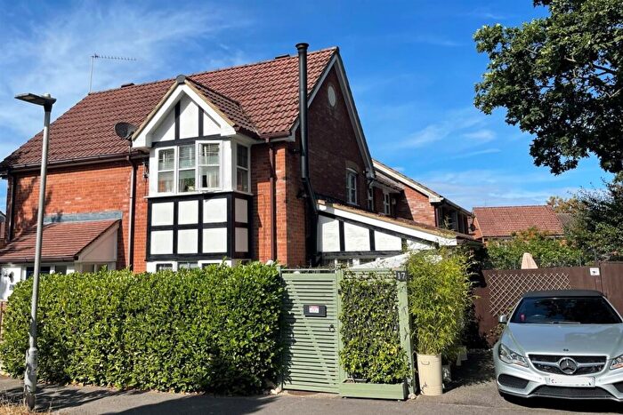 1 Bedroom House For Sale In Francis Gardens, Warfield, RG42