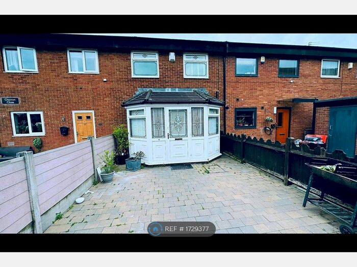 4 Bedroom Terraced House To Rent In Chevron Close, Salford, M6