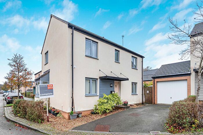 3 Bedroom Semi Detached House For Sale In Orleigh Cross, Newton Abbot, TQ12