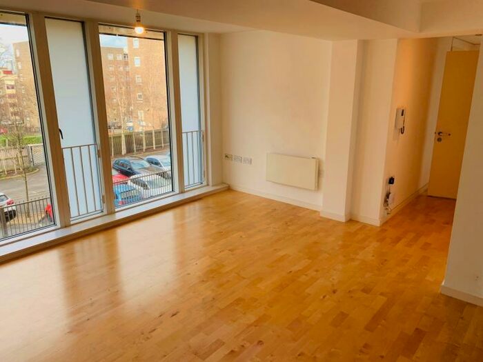 1 Bedroom Apartment To Rent In Saxton, The Avenue., LS9