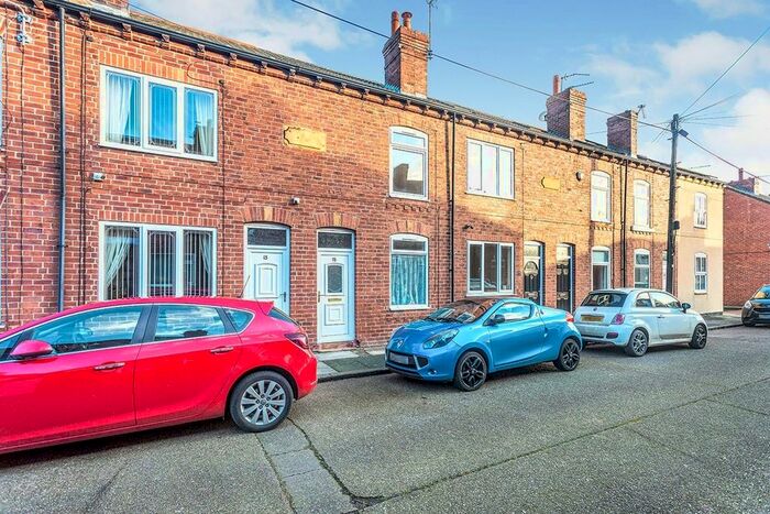 3 Bedroom Terraced House To Rent In Regent Street, Castleford, West Yorkshire, WF10