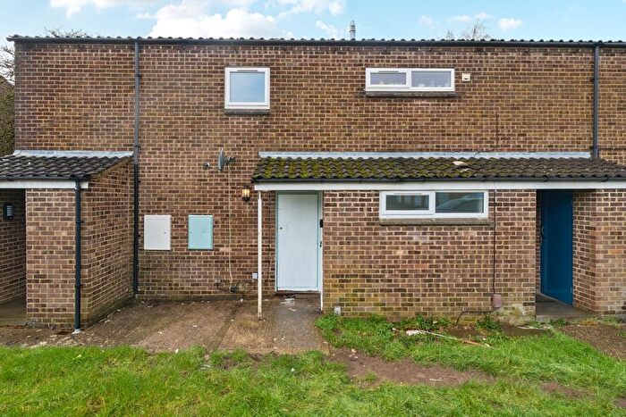 1 Bedroom Flat To Rent In Christie Heights, Newbury, RG14