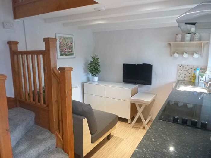 1 Bedroom Terraced House To Rent In Kilkhampton Road, Kilkhampton, Bude, EX23