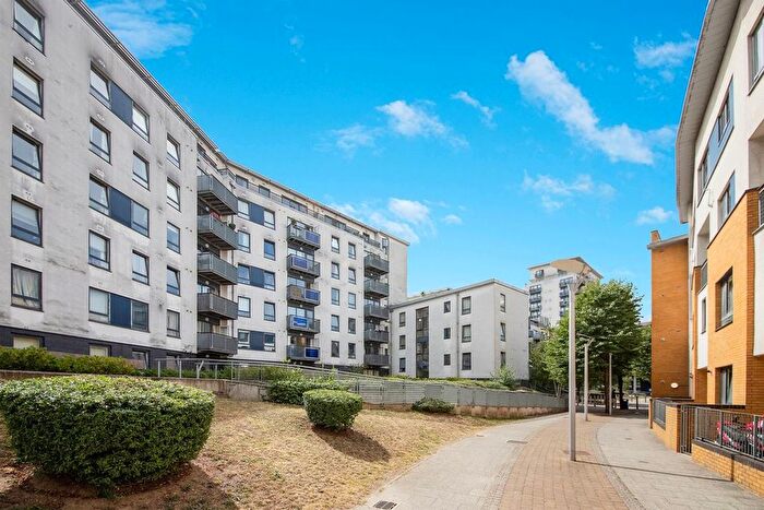 1 Bedroom Flat To Rent In Tarves Way, Greenwich, SE10