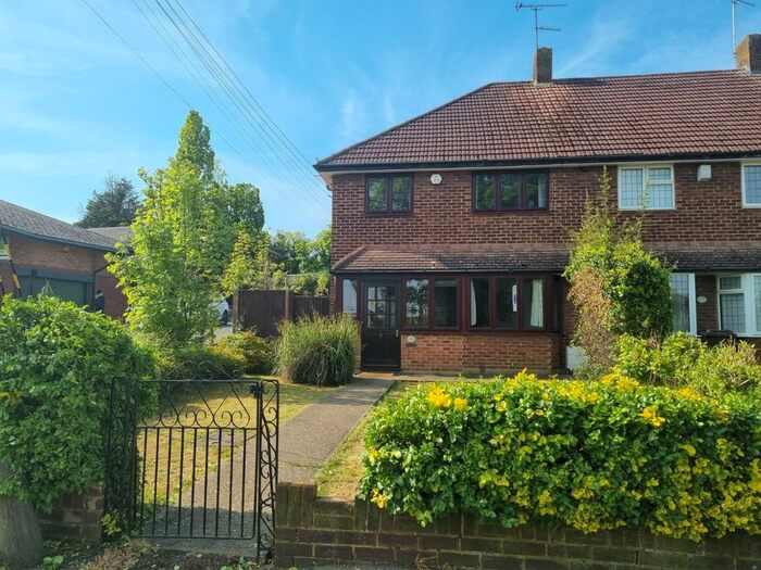 3 Bedroom End Of Terrace House To Rent In Kent Road, Longfield, Kent, DA3