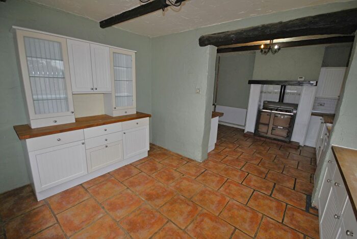 3 Bedroom Cottage For Sale In Hesley, Doncaster, DN11