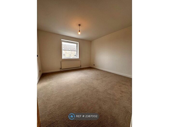 4 Bedroom Terraced House To Rent In The Maltings, Frome, BA11
