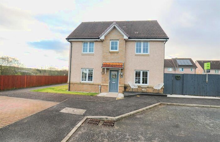 3 Bedroom End Of Terrace House For Sale In Lochty Drive, Kinglassie, Lochgelly, KY5