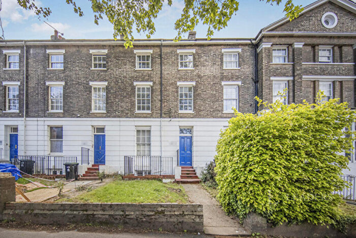 1 Bedroom Flat To Rent In Norwich Road, Ipswich, Suffolk, IP1