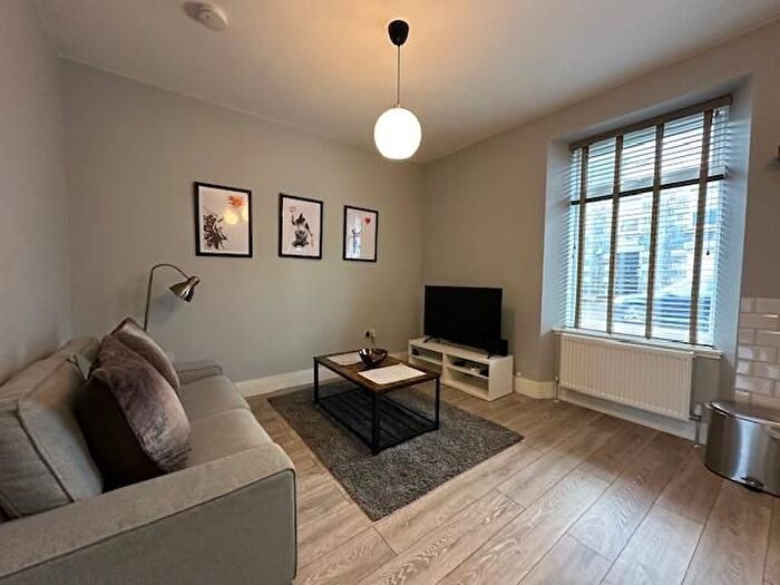 1 Bedroom Flat To Rent In Claremont Place, Aberdeen, AB10