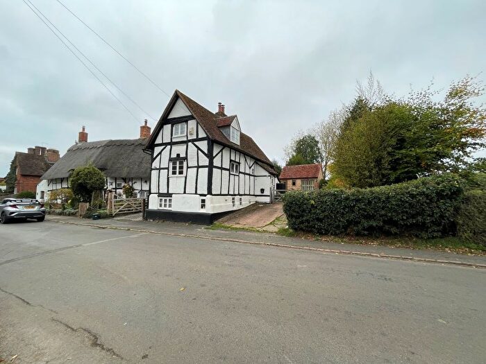 3 Bedroom Cottage For Sale In Buckle Cottage, Botyl Road, Botolph Claydon, Buckinghamshire, MK18