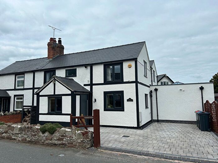 4 Bedroom Semi-Detached House For Sale In Shay Lane, Tarvin, CH3