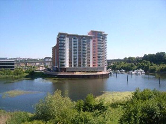 2 Bedroom Apartment To Rent In Roma, Victoria Wharf, Watkiss Way, Cardiff, CF11