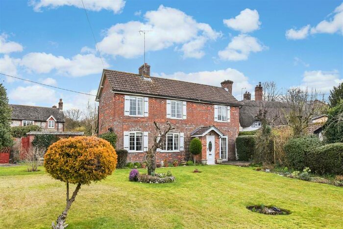3 Bedroom Cottage For Sale In Little London, Andover, SP11