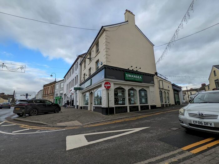 3 Bedroom Flat To Rent In 13/14 Lammas Street, Carmarthen, Carmarthenshire SA31