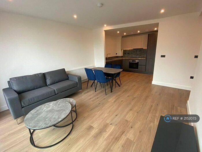 2 Bedroom Flat To Rent In Shadwell Street, Birmingham, B4
