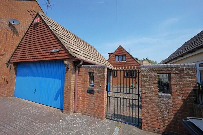 4 Bedroom Detached House For Sale In Owletts, The Street, St Nicholas At Wade, Birchington, Kent, CT7