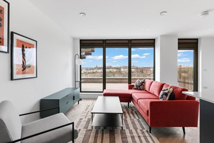 3 Bedroom Penthouse To Rent In Preston Park Brighton, BN1