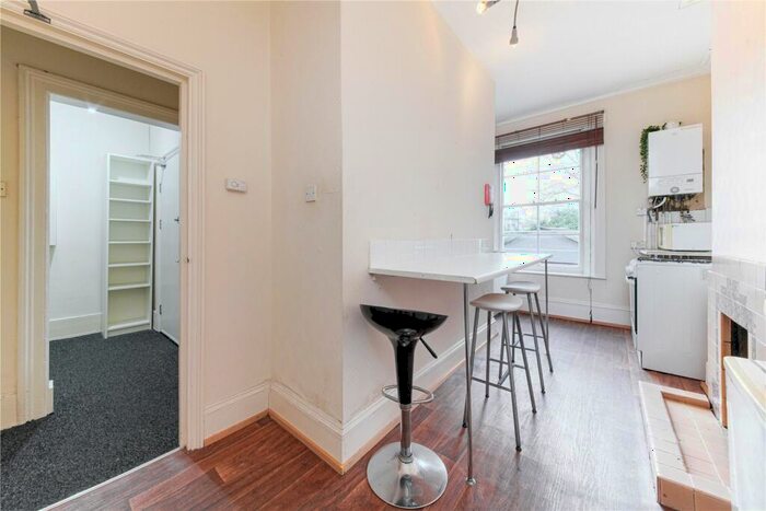 1 Bedroom Flat To Rent In Holloway Road, Islington, N7