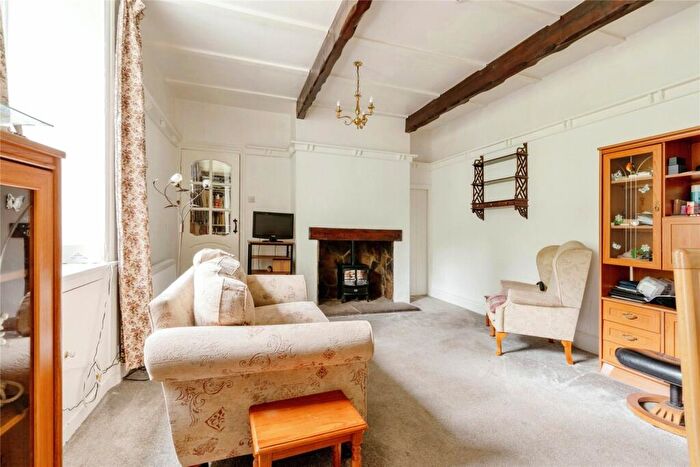 3 Bedroom Terraced House For Sale In Netherwood Road, Burnley, Lancashire, BB10