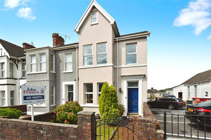 5 Bedroom End Of Terrace House For Sale In New Road, Llanelli, Carmarthenshire, SA15