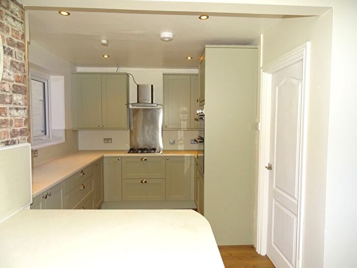 4 Bedroom Terraced House To Rent In Bron Y Felin, Llangefni, Ynys Mon, LL77